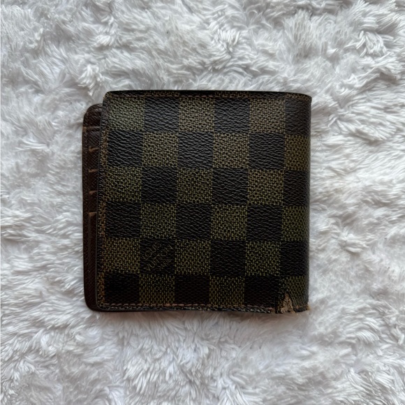 Louis Vuitton Damier Ebene Marco Bifold Wallet - Picture 3 of 13